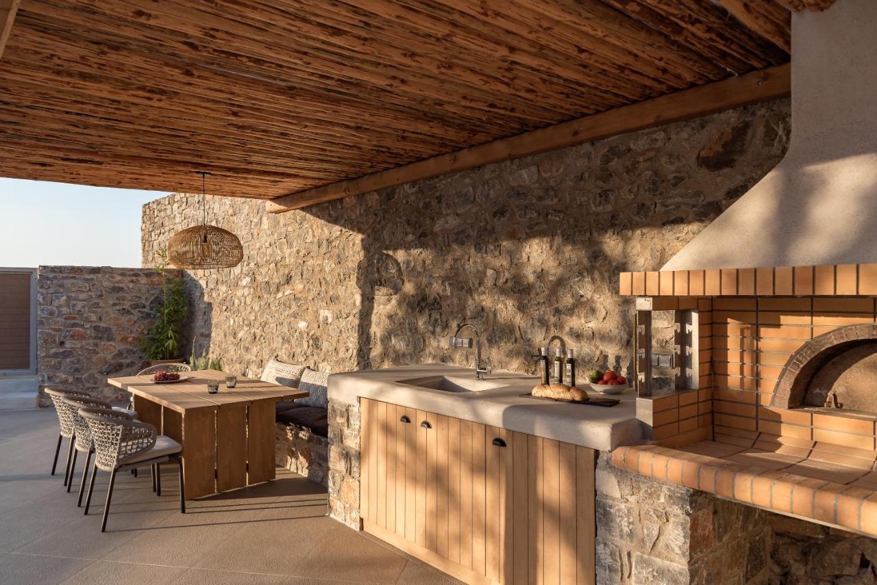 Isla Beach House, A Timeless Retreat, By Thinkvilla Damnoni Exterior foto