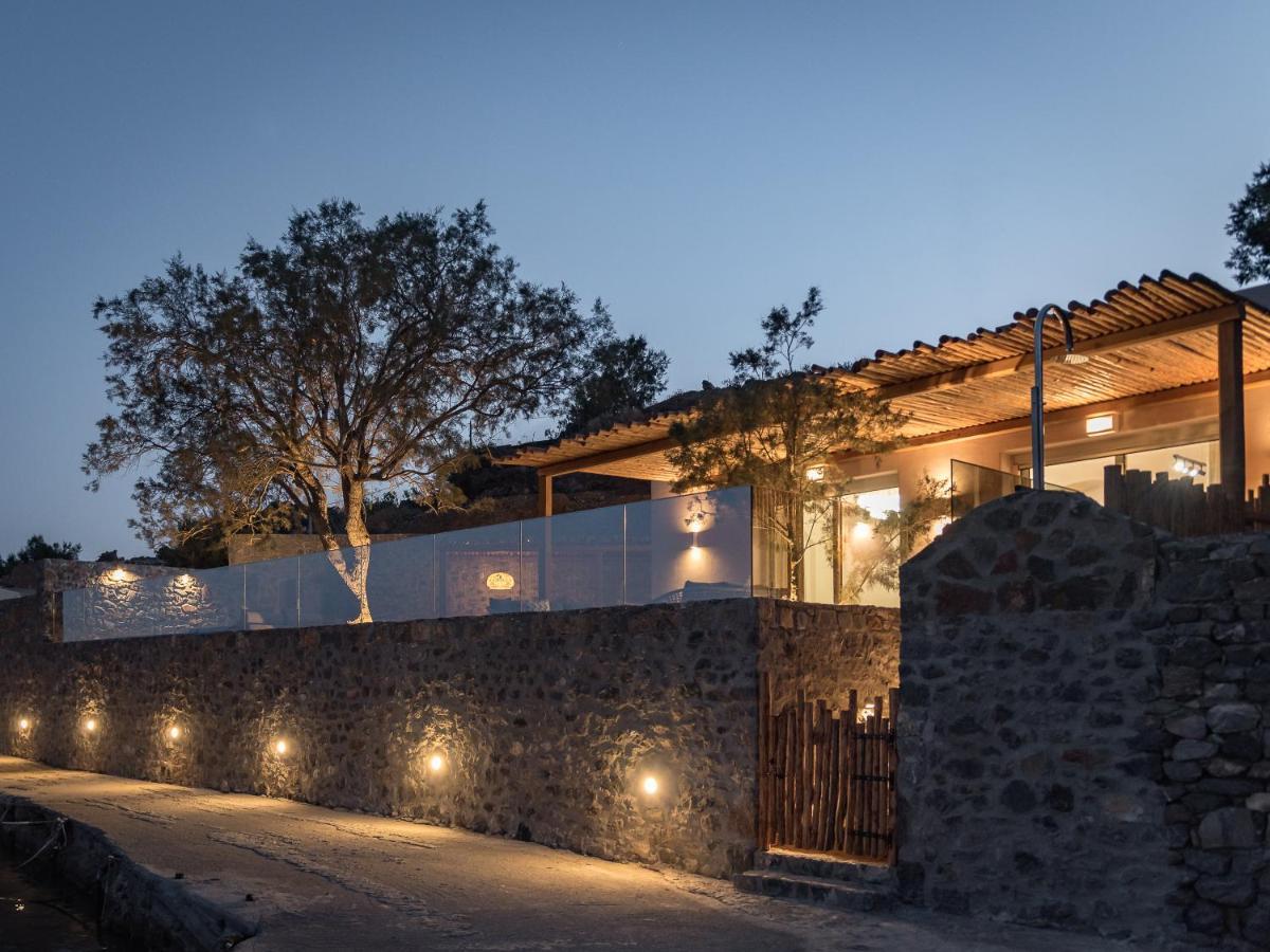 Isla Beach House, A Timeless Retreat, By Thinkvilla Damnoni Exterior foto
