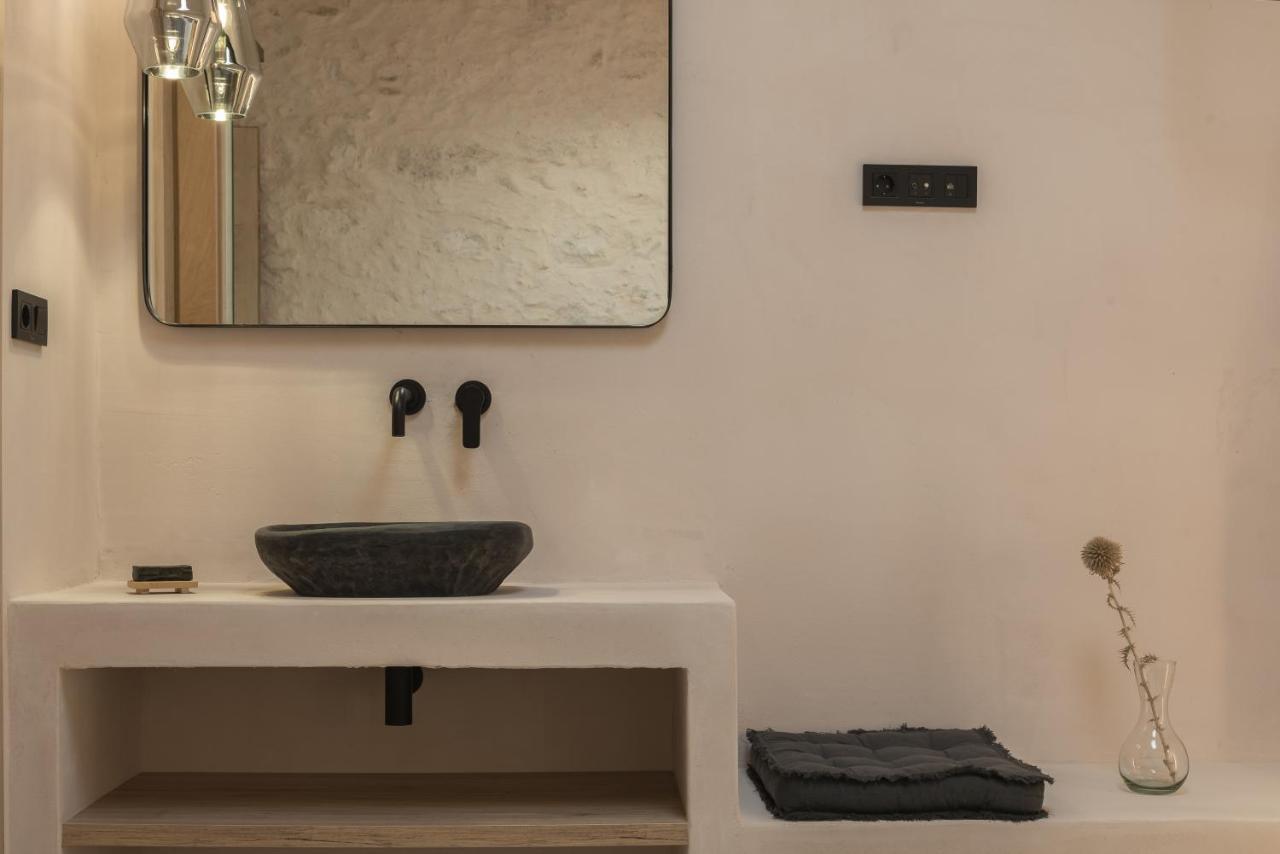 Isla Beach House, A Timeless Retreat, By Thinkvilla Damnoni Exterior foto