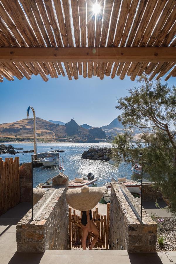 Isla Beach House, A Timeless Retreat, By Thinkvilla Damnoni Exterior foto